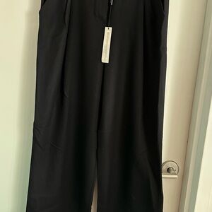 Elie Tahari Elegant Black Attire